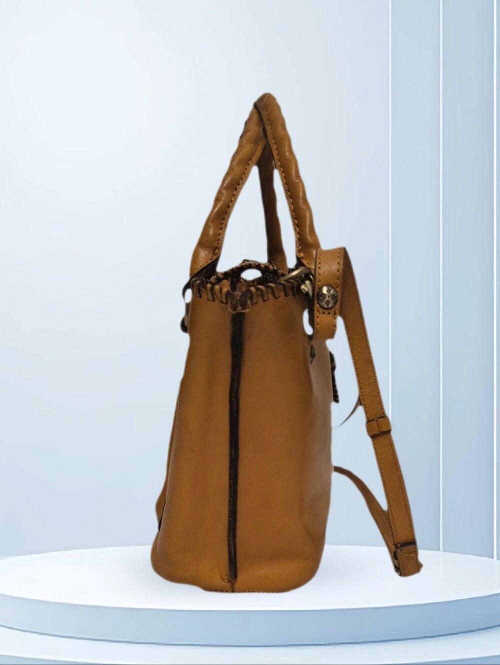 Patricia Nash Ninette Crossbody Bag - Picture 4 of 10